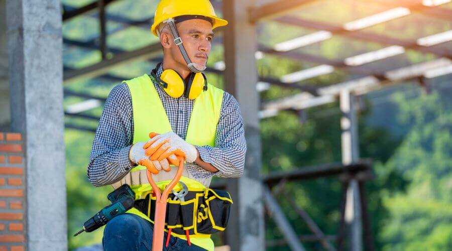 Professional gutter cleaning in Nokomis, IL